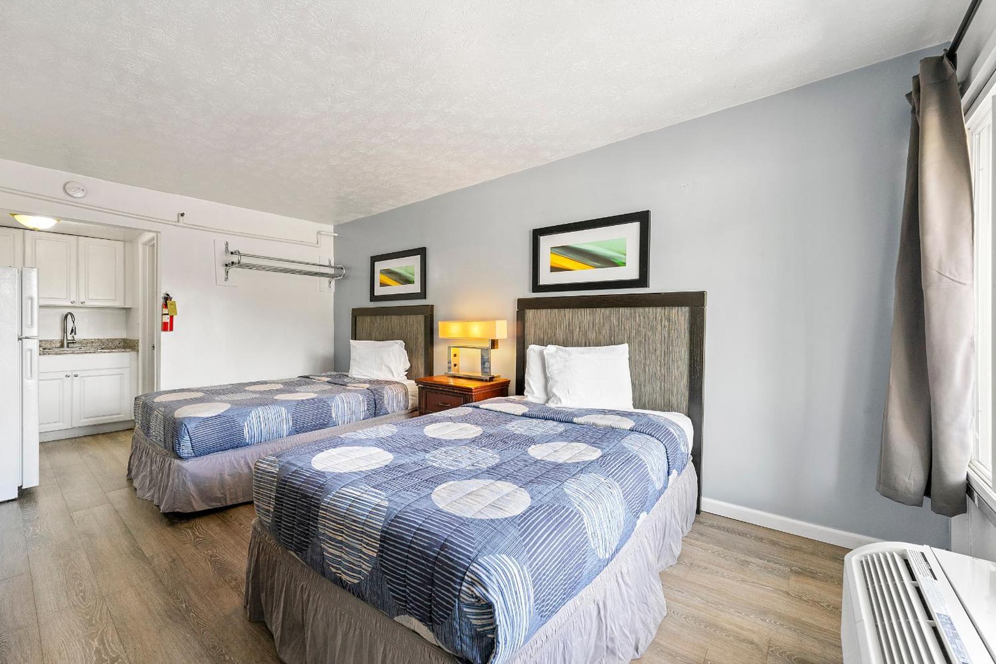 Budgetel Inn And Suites Lodge West Экстерьер фото